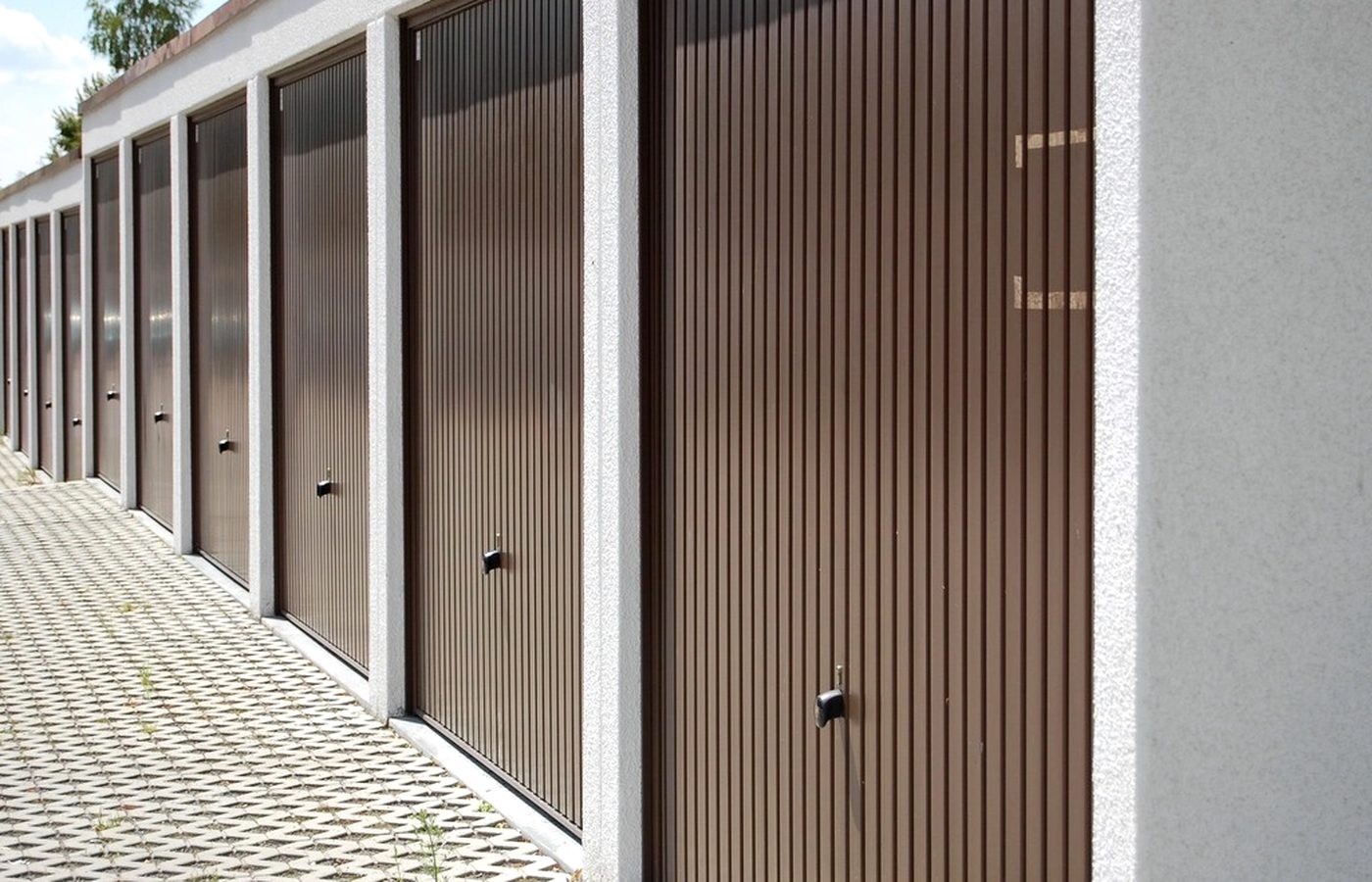 Off-Track Garage Door Repair in Foster City photo
