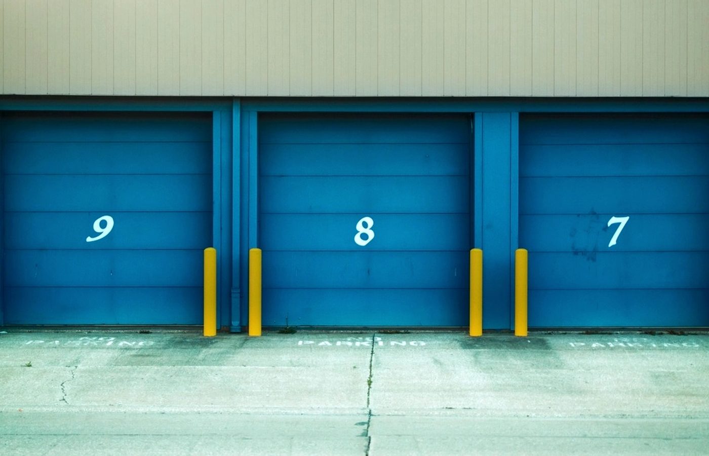 Garage Door Panel Replacement in Foster City photo